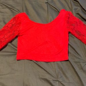 Mesh sleeves crop top